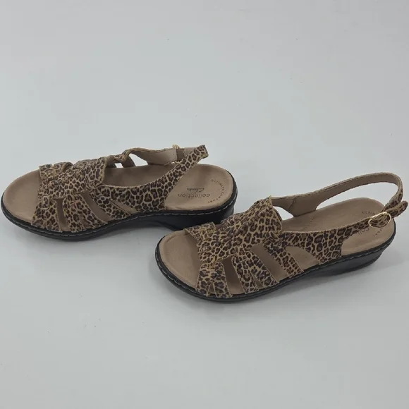 Clarks Cheetah Pattern Sandals NEW - Picture 6 of 16